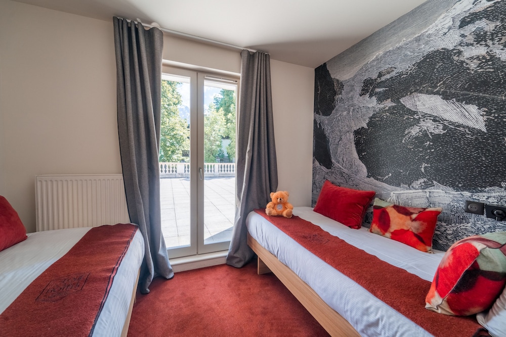 Premium Suite - Photo 8