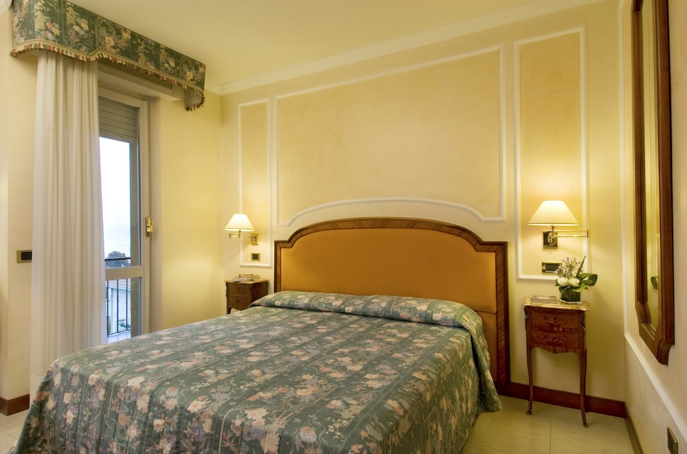 STANDARD double room, on the back without view