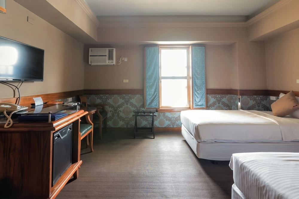 Standard Twin Room, 2 Twin Beds, Non Smoking - Photo 8