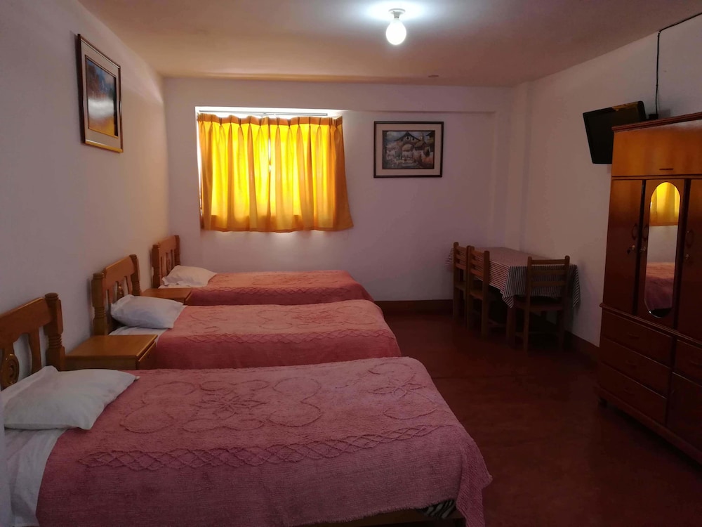 Standard Triple Room, 3 Twin Beds, Non Smoking, Private Bathroom photo 1