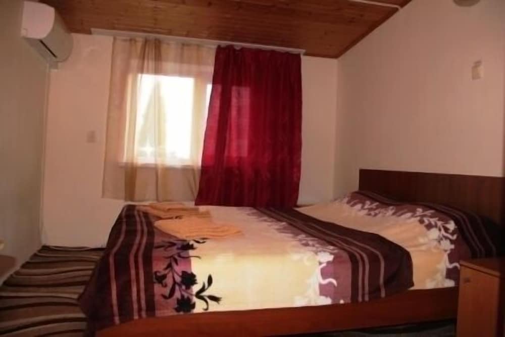 Standard Double Or Twin Room photo 2