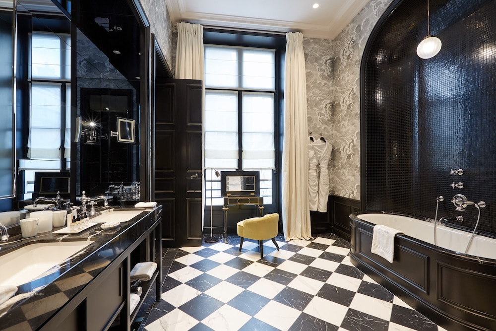 Signature Suite photo 2