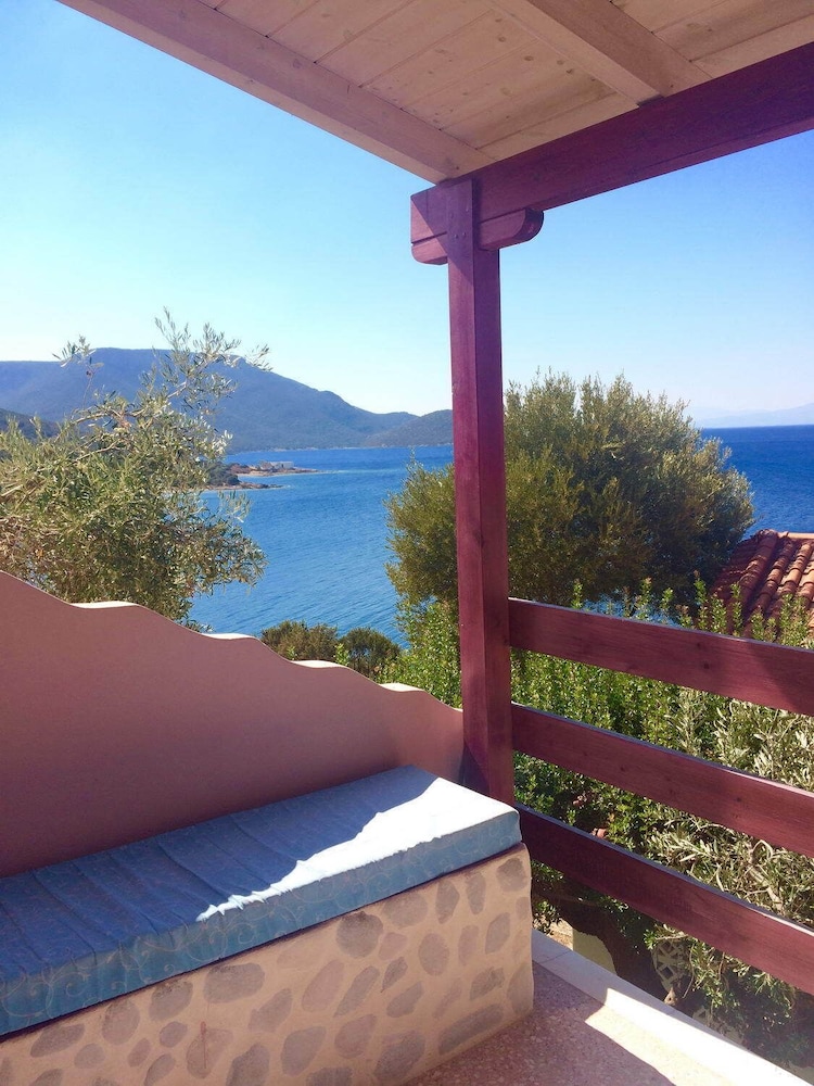 Standard Double or Twin Room, 1 Double Bed, Sea View photo 2