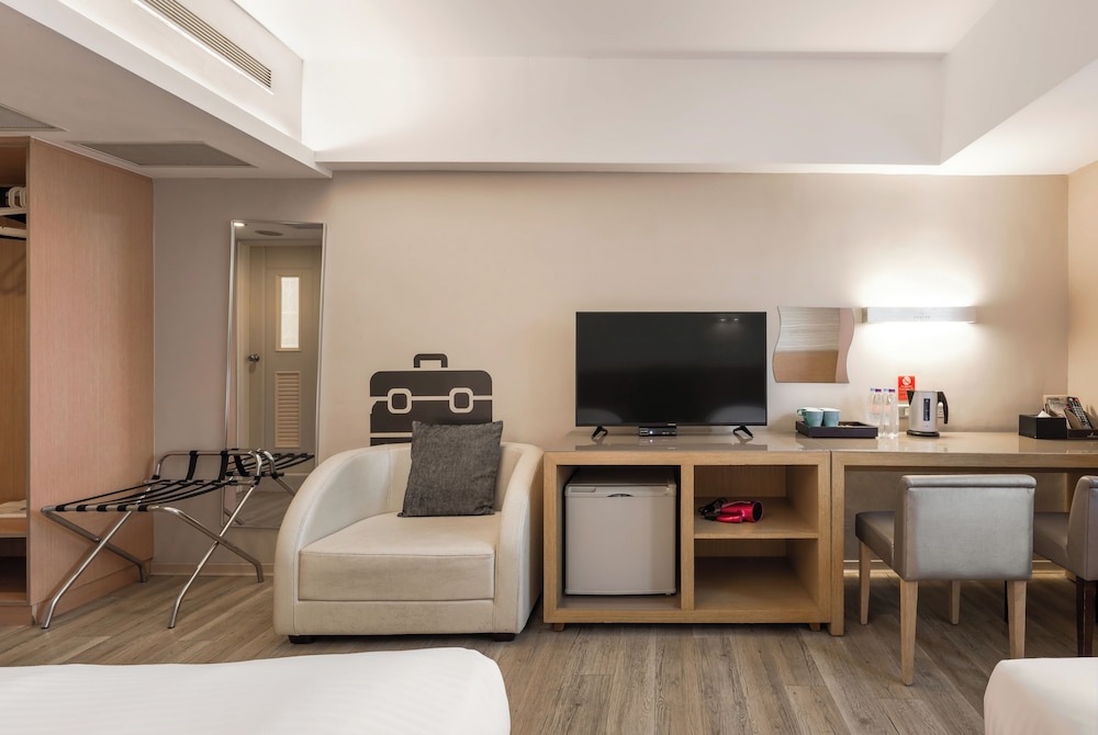 Family Quadruple Room photo 3