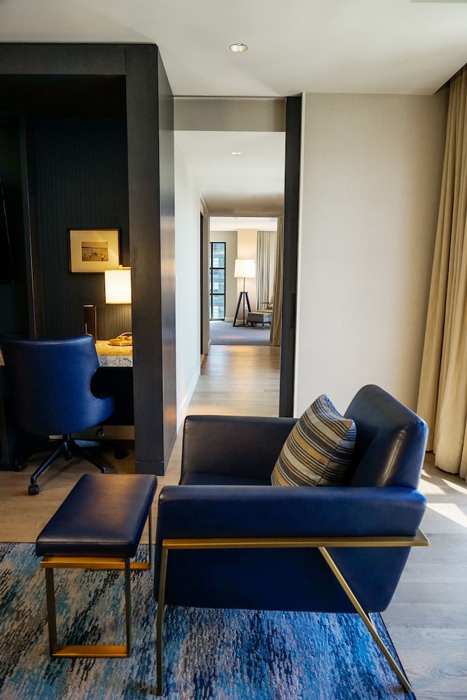 Suite, Multiple Beds (Knot) thumbnail 6