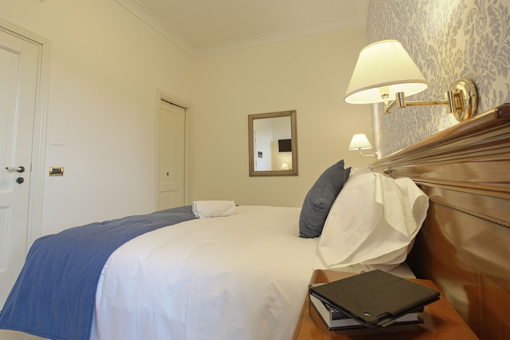 Classic Double Room - Photo 4