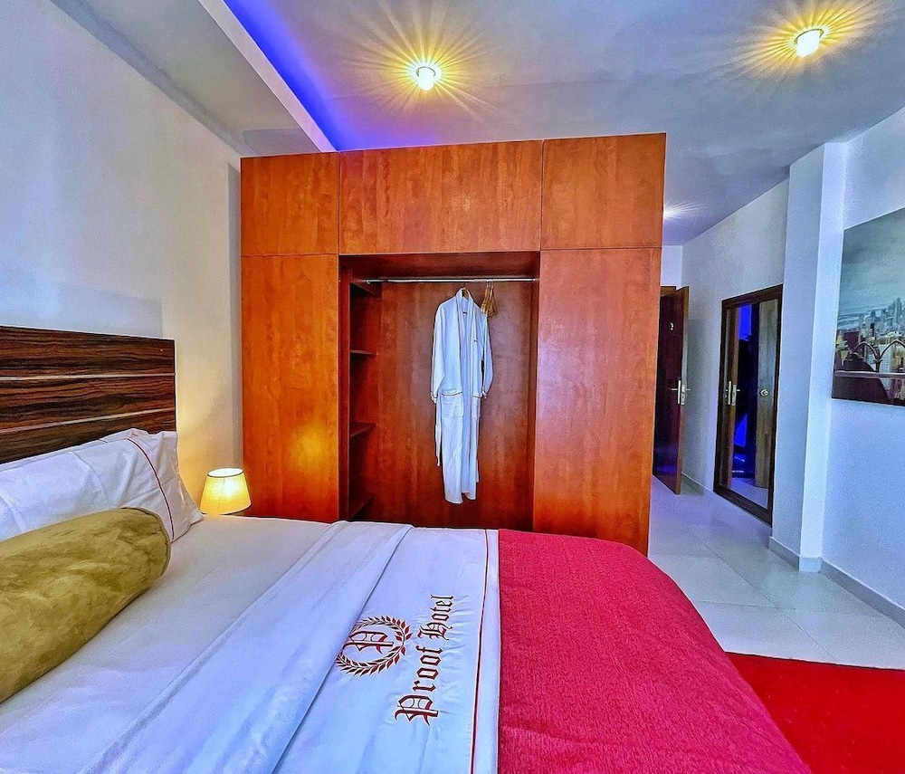 Executive Room - Photo 1