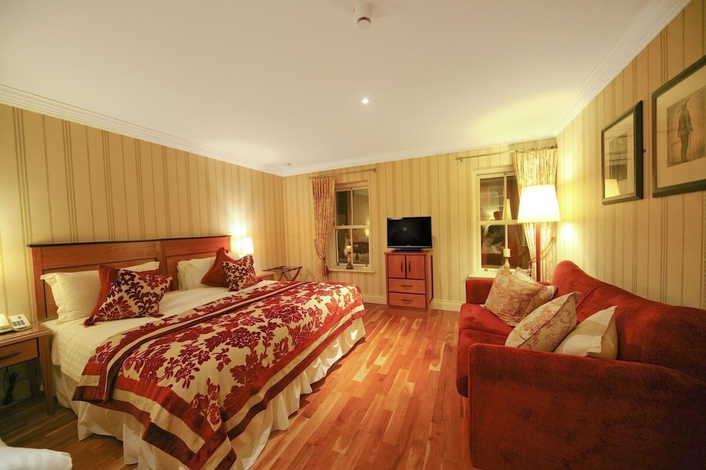 Executive Quadruple Room, 1 Bedroom photo 3