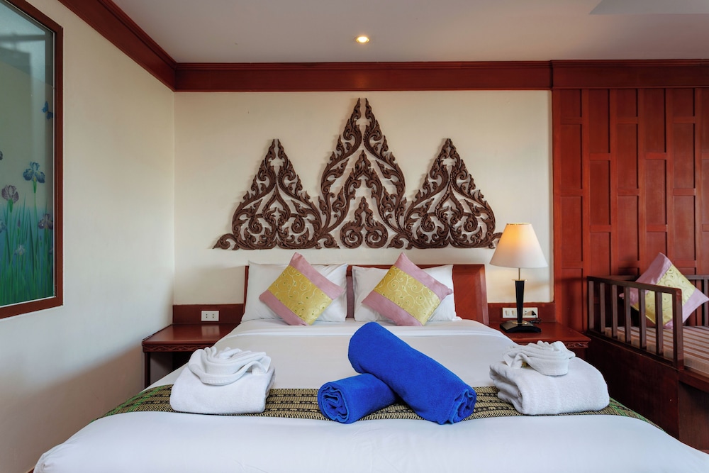 Deluxe Suite - Photo 2