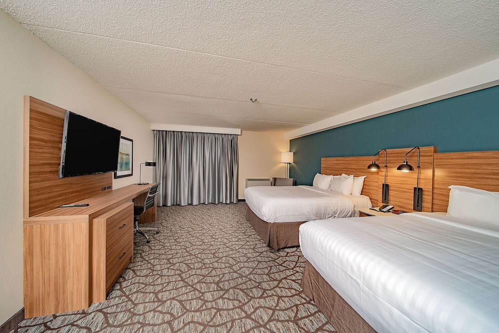 Room, 2 Queen Beds, Non Smoking (Tower B) photo 2