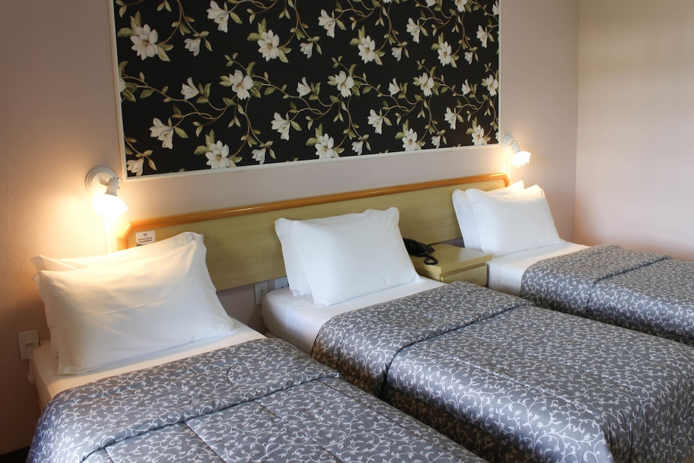 Traditional Triple Room, 1 Bedroom, Non Smoking - Photo 2