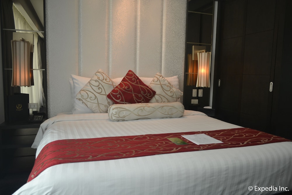 Residential Suite photo 2