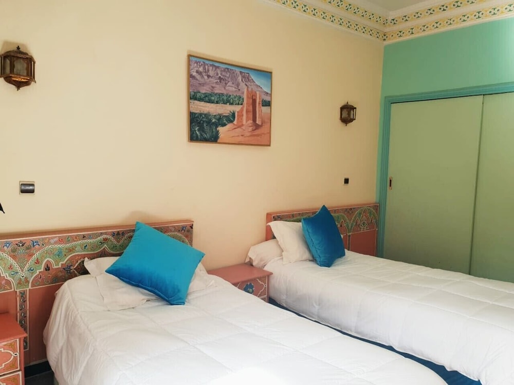 Twin Room, Pool View photo 3