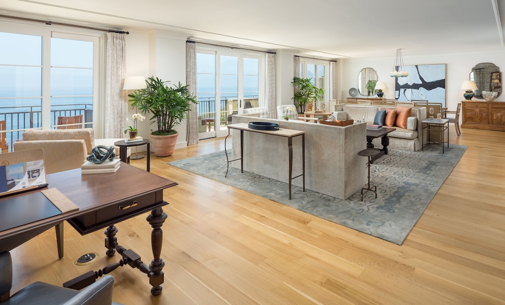 Shearwater Suite - Photo 1