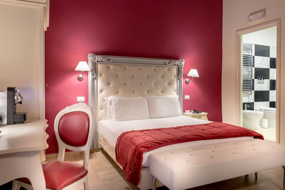 Suite, 3 Bedrooms, Balcony (10 People) photo 1