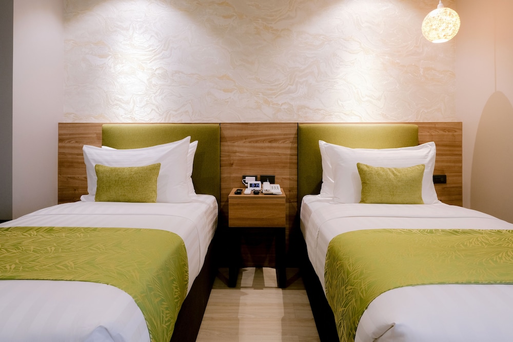 Elite Twin Room photo 2