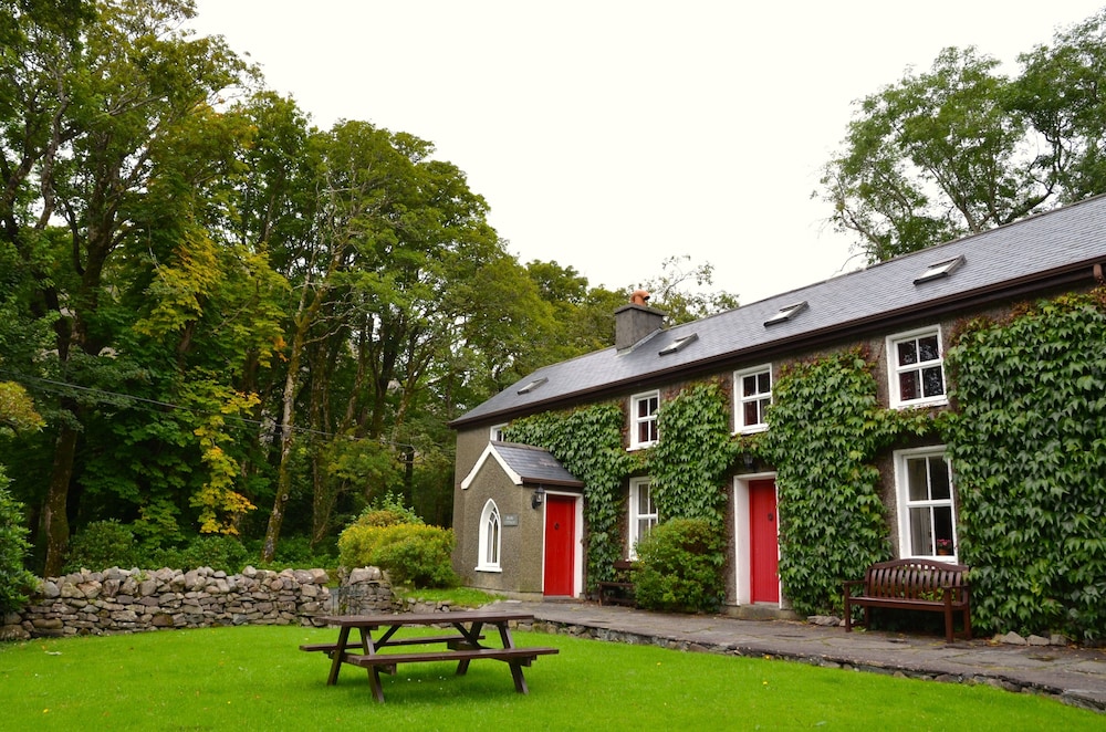 Boathouse cottage photo 2