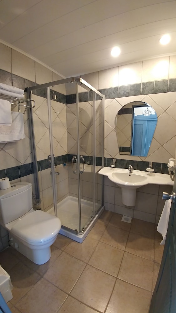 Standard Triple Room, 1 Bedroom photo 3