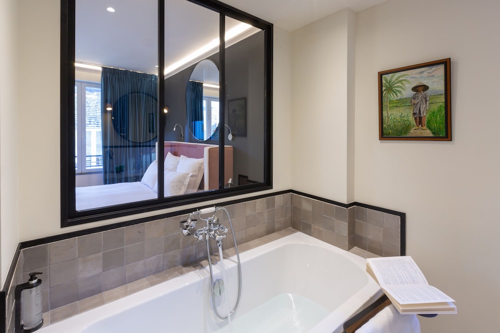 Deluxe Double Room - Photo 4