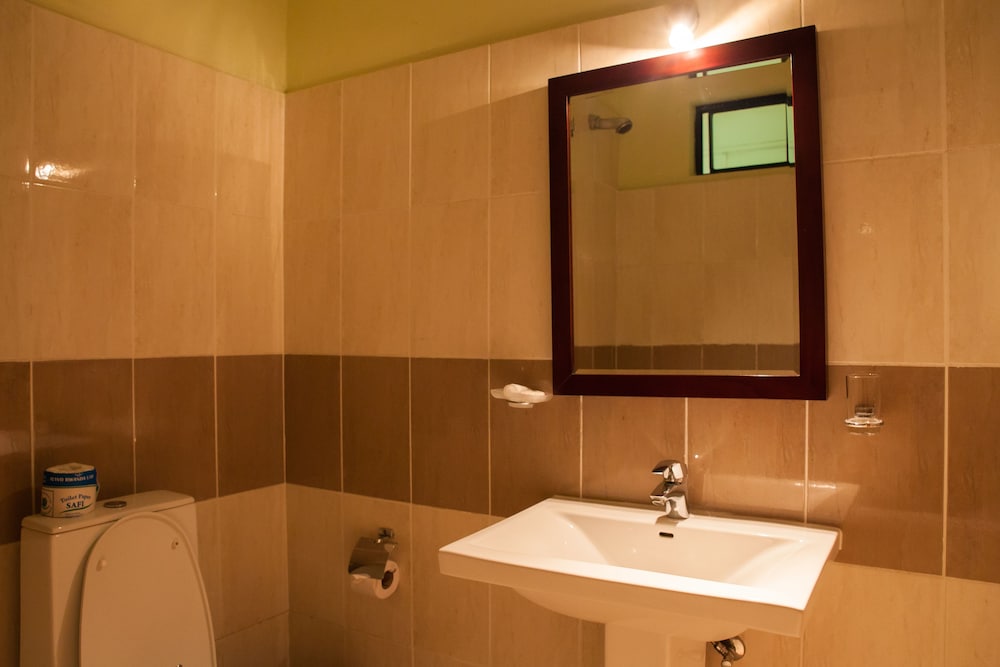 Deluxe Twin Room, 1 Bedroom, Lake View, Lakeside photo 2
