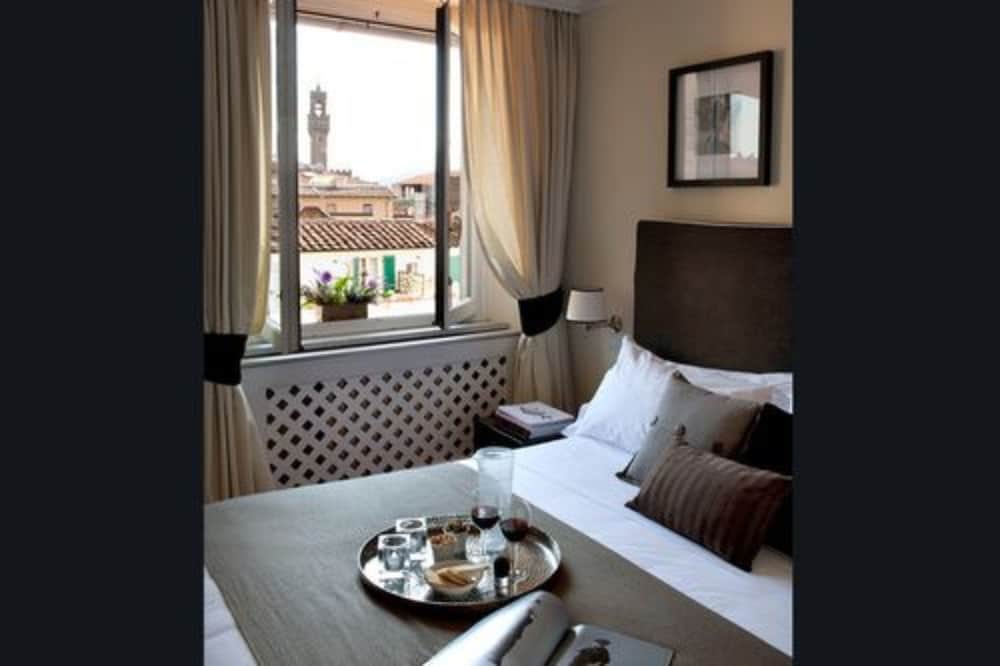 Luxury Suite, City View photo 1