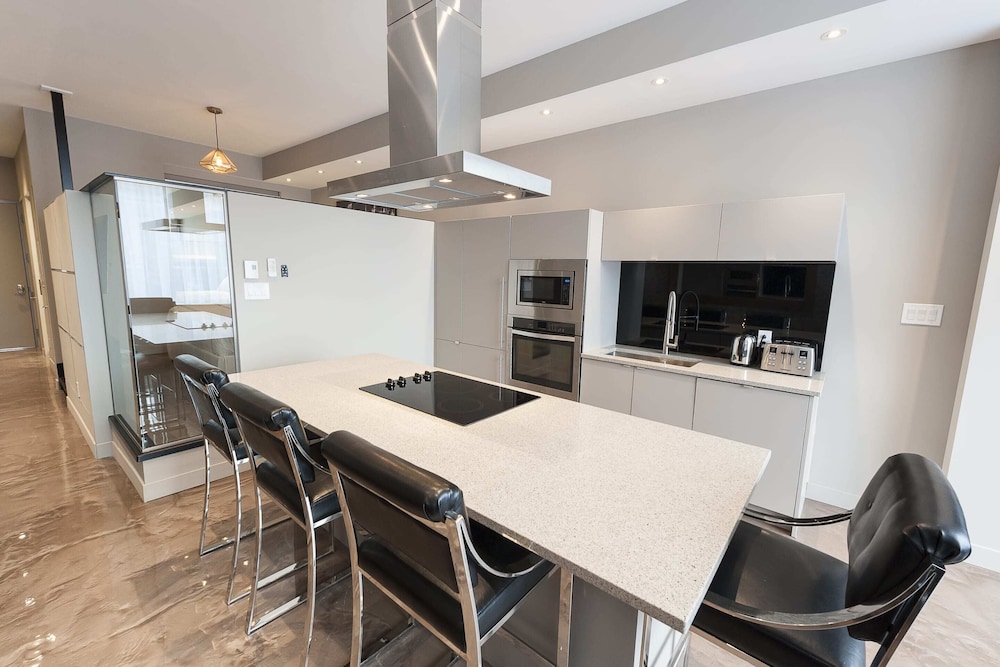 Double Room, 1 Bedroom (1201)