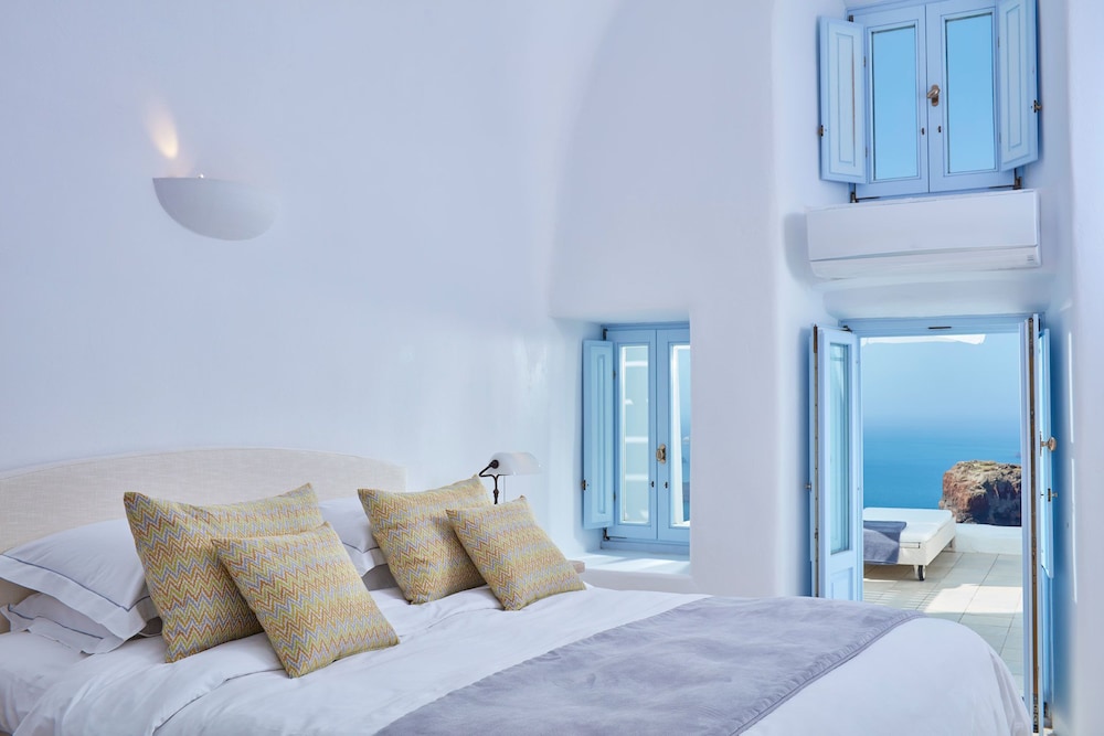 Suite (Infinity Pool, Astra) - Photo 1