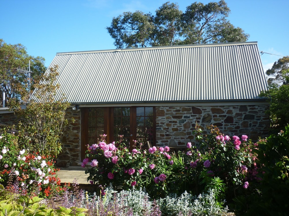 Classic Studio, Kitchenette (Studio Cottage) photo 3