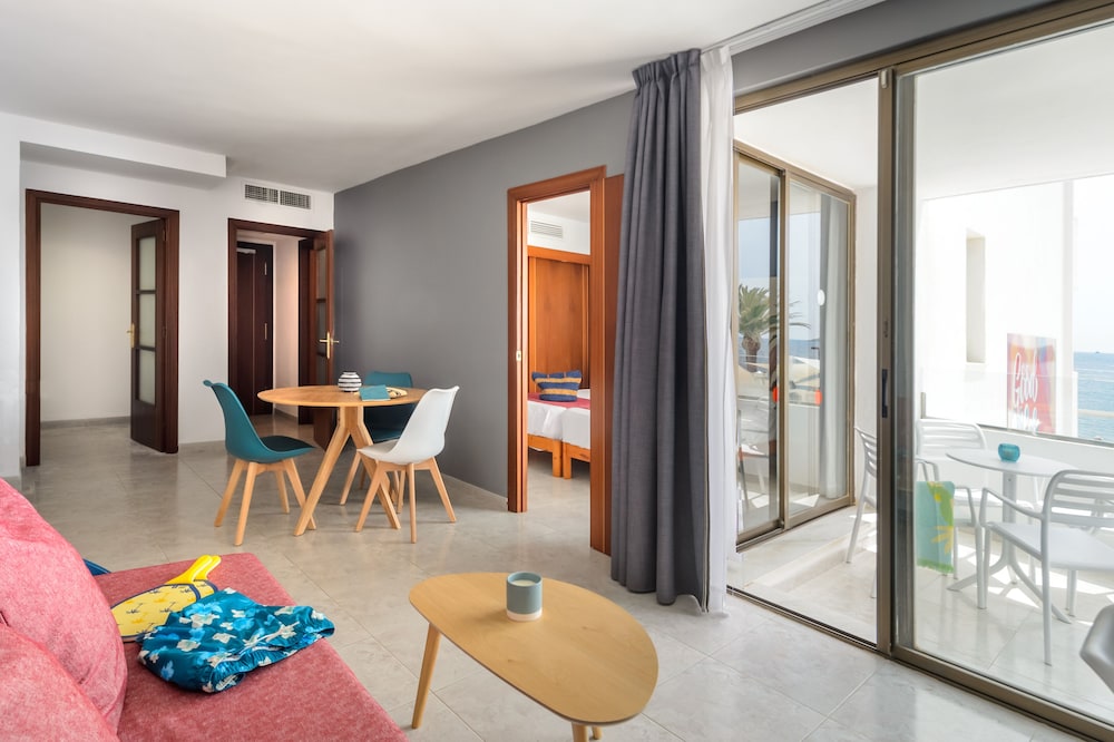 Apartment, 1 Bedroom, Sea View - Photo 5