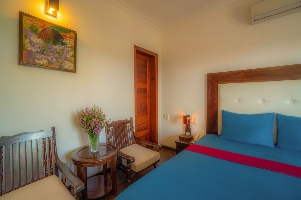 Deluxe Double Room, Balcony, City View photo 3