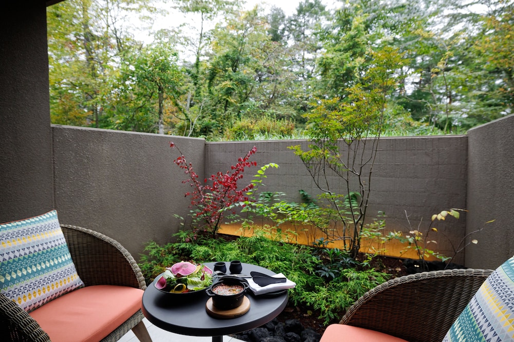 Standard Room, 1 King Bed (Private Garden) - Photo 7