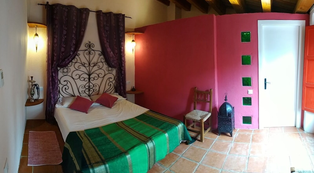 "Pasion Turca" Room