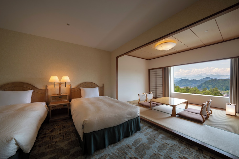 Japanese Western Style Room, Non-Smoking, Half board, Teppan Yaki Dinner(Dinner Start Time 7:30 P.M.