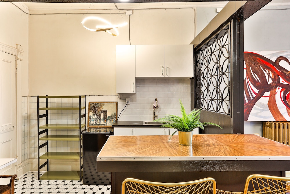Design Room photo 2