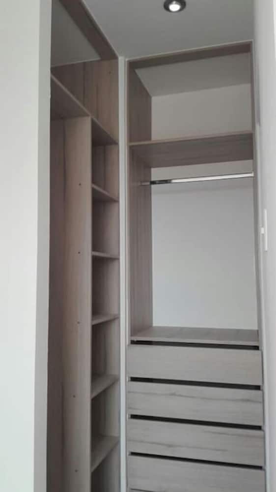 Deluxe Apartment, 2 Bedrooms, Private Bathroom photo 3