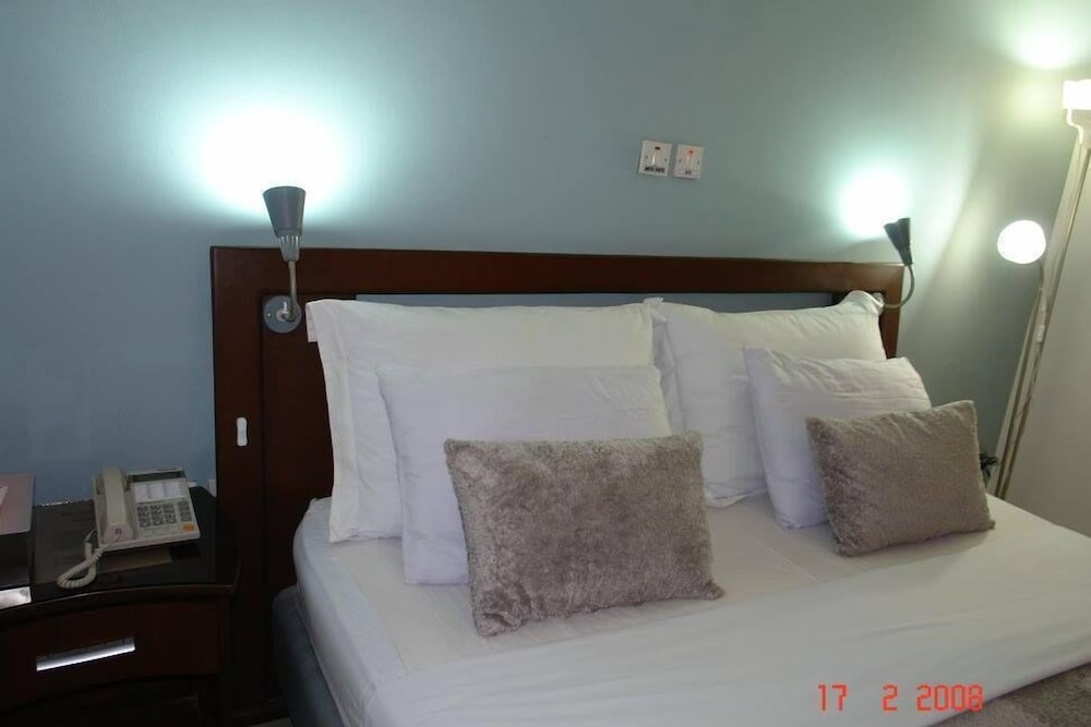 Standard Room - Photo 1