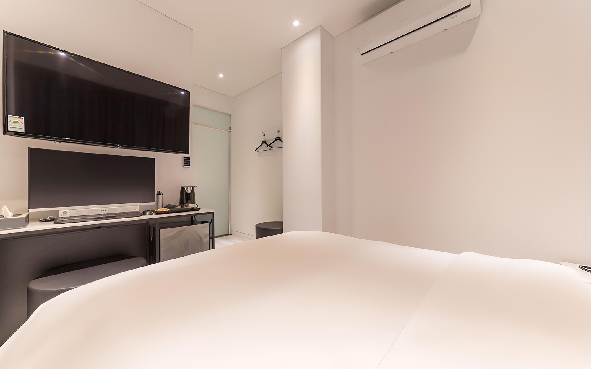 Room (General Room - Exclusively for car cu) - Photo 11