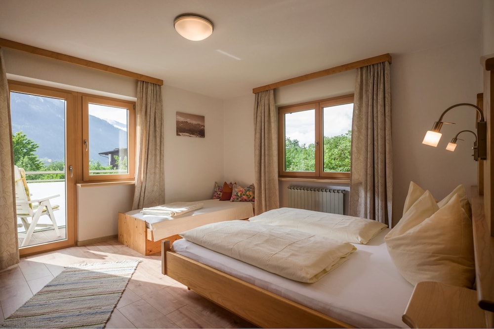 Apartment, 2 Bedrooms (Stoanerhof) photo 3