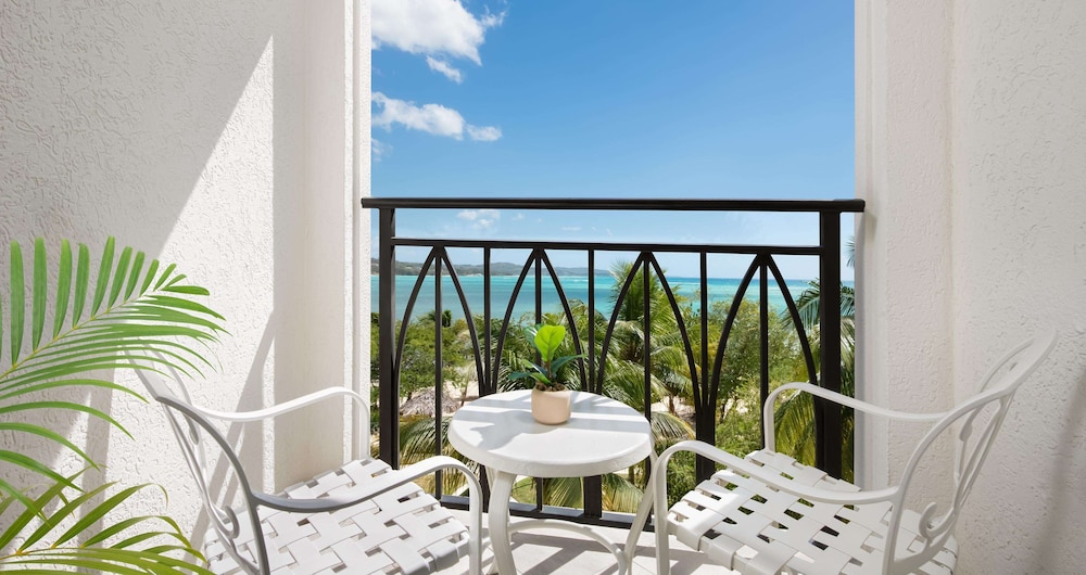 Club Room, 1 Bedroom, Ocean View (Silver Sun Honeymoon Suite) photo 1