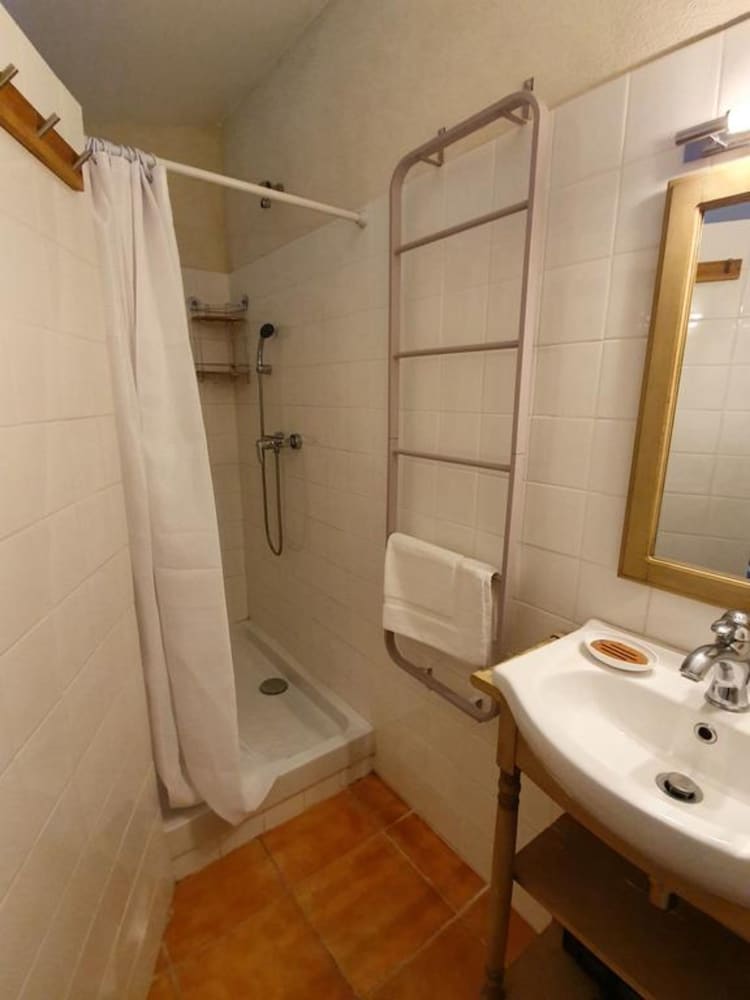 Shared Dormitory photo 2