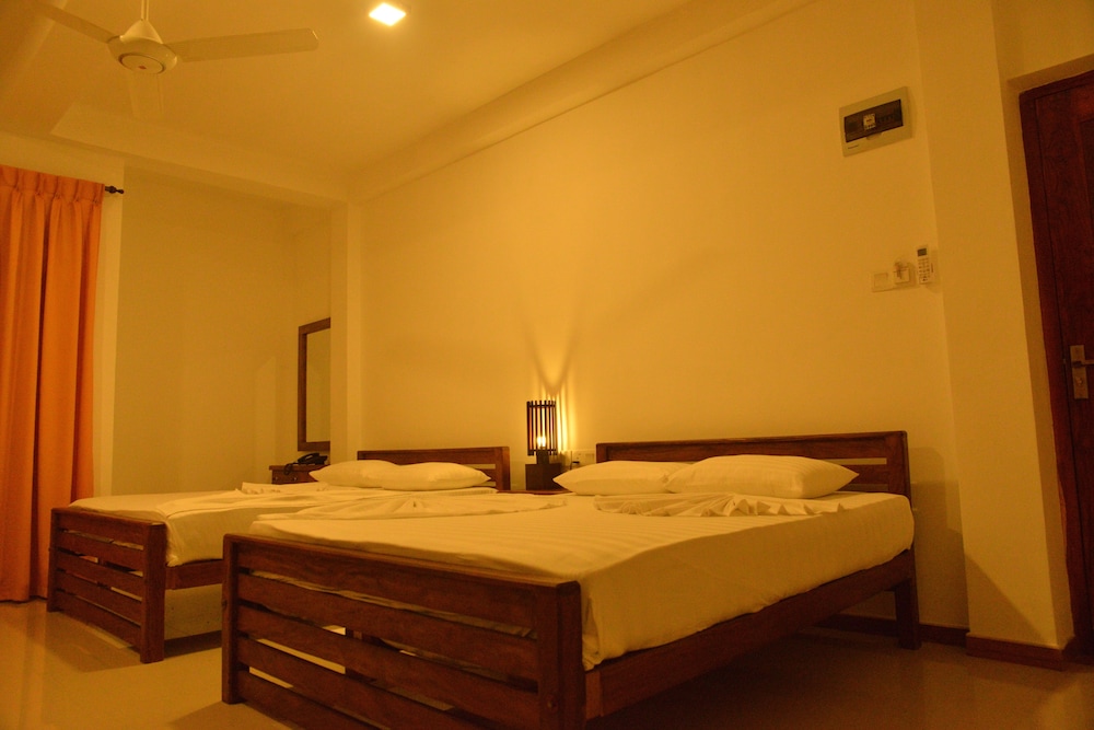 Family Quadruple Room, Balcony photo 3