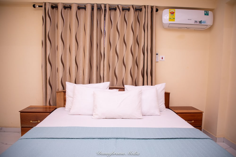 Executive Apartment, 1 Bedroom, Courtyard View photo 3