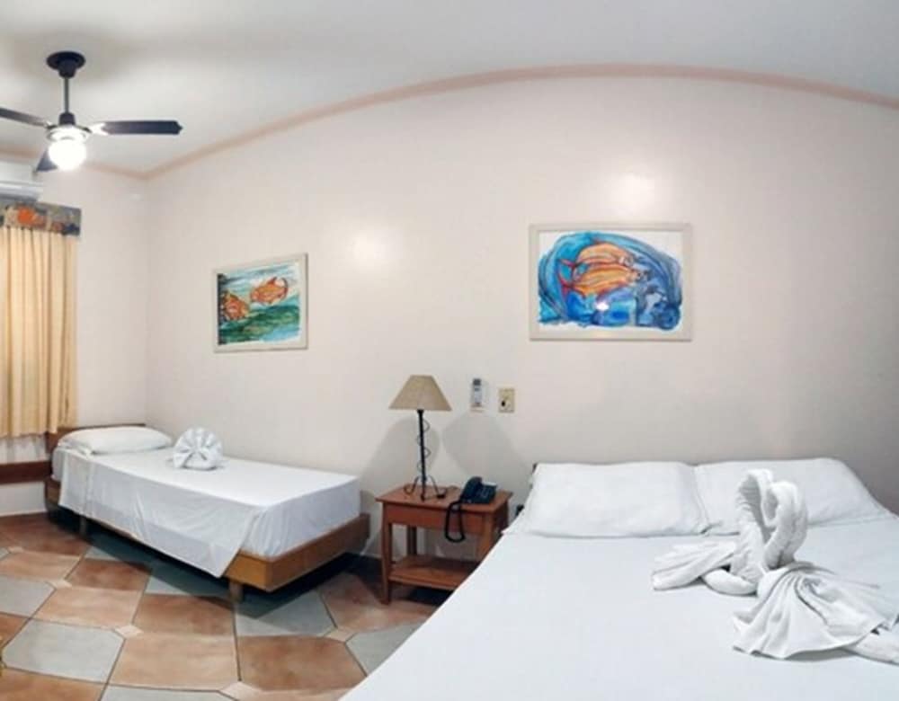 Deluxe Quadruple Room photo 3