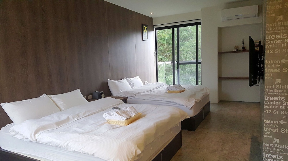 Quadruple Room photo 2