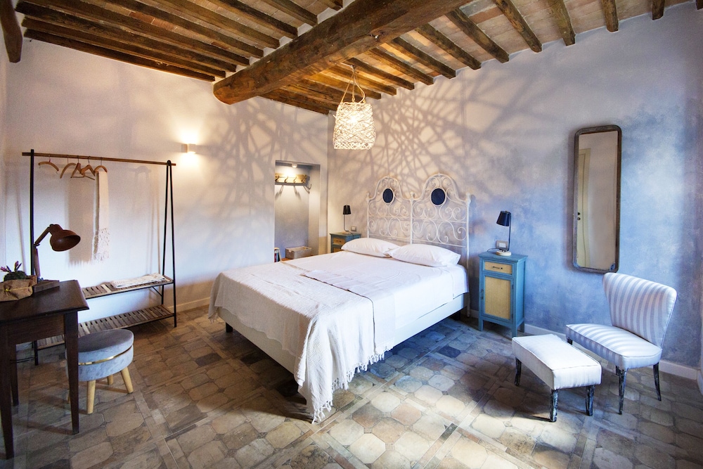 Deluxe Double Room - Photo 2