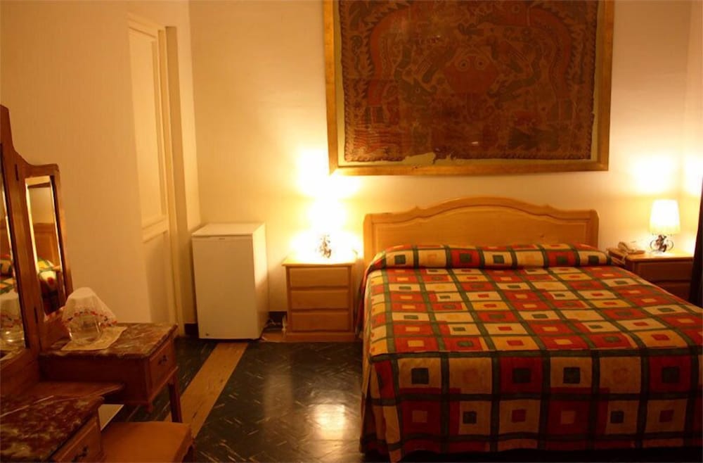 Standard Room, 1 Double Bed photo 2