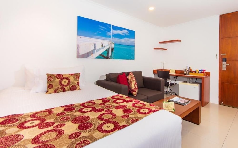 Standard Triple Room - Photo 3
