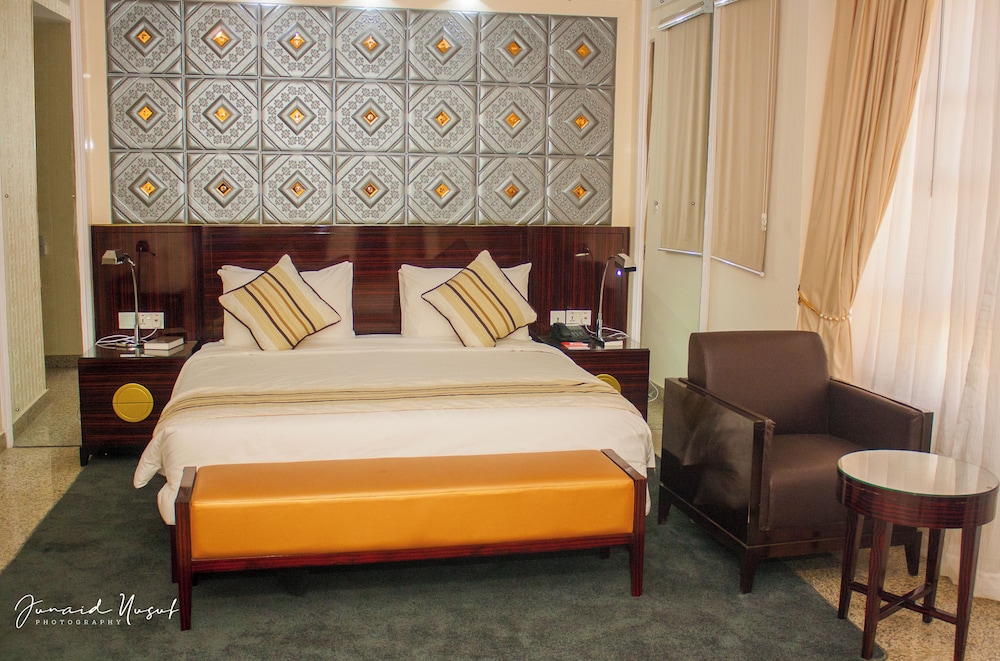 Presidential Room