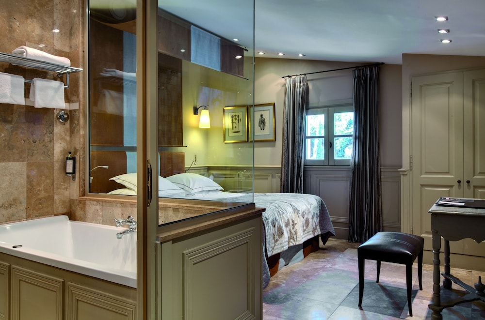 Deluxe Double Room (occ max 2) photo 1