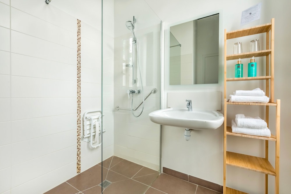 Premium Double Room, Ensuite - Photo 24